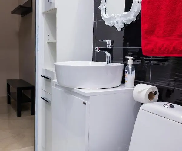 Harmony Centrally Located